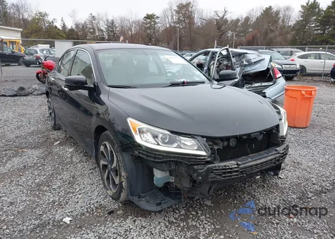 2017 Honda Accord Ex-L V6 z USA, uszkodzony, nr VIN 1HGCR3F82HA023028